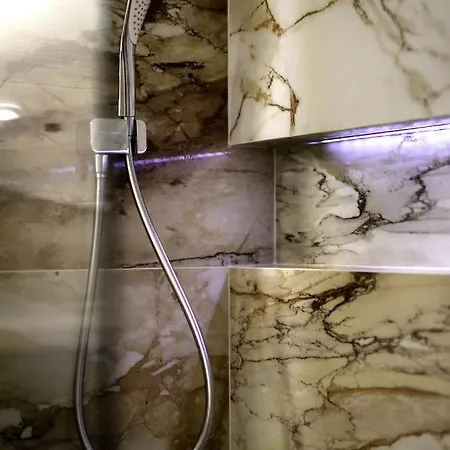 Aboutartapartments - Twin Towers فروتسواف